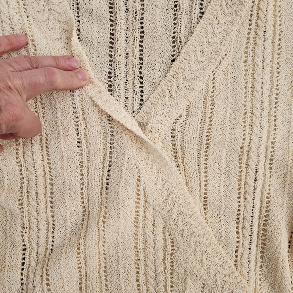 Astr wrap front pointella knit cream sweater top size large W-575 - Picture 5 of 9